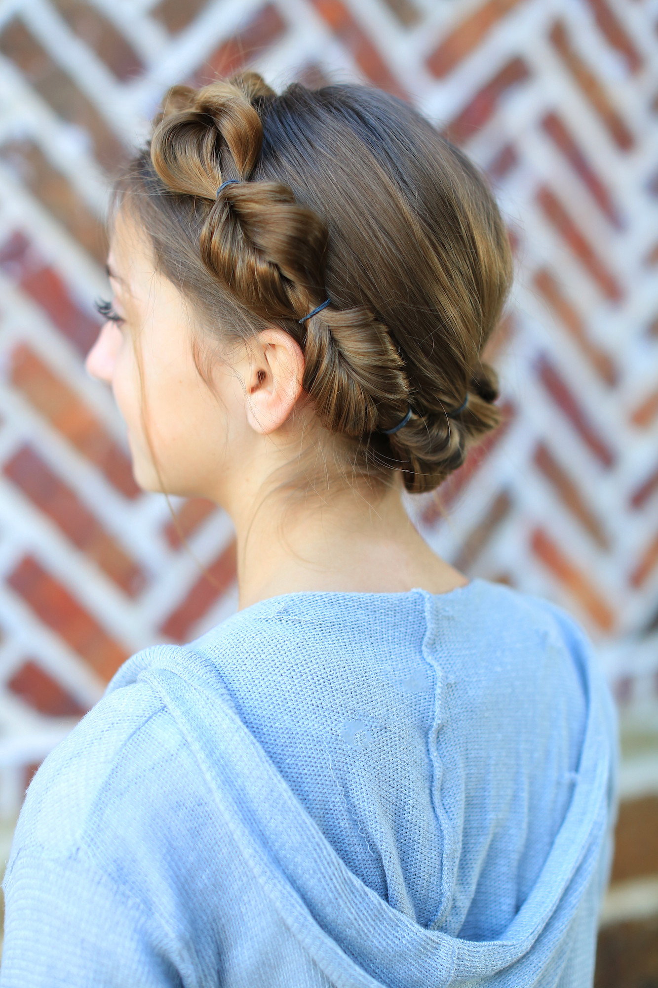 Best ideas about Cute Girls Hairstyles Videos
. Save or Pin How to Create a Faux Fishtail Crown Braid Now.