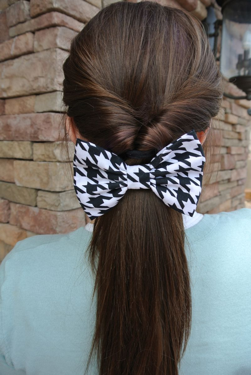 Best ideas about Cute Hairstyles With Bows
. Save or Pin ONE BOW 4 WAYS CUTE IDEAS FOR WEARING A HAIR BOW Now.