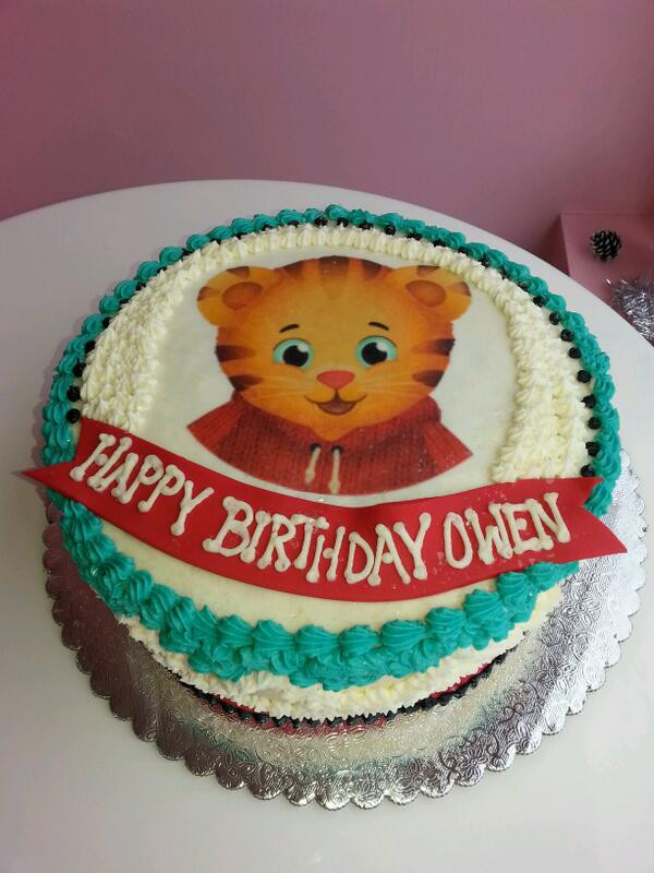 Best ideas about Daniel Tiger Birthday Cake
. Save or Pin CakedUpCafe on Twitter "Daniel Tiger cake cakes Now.