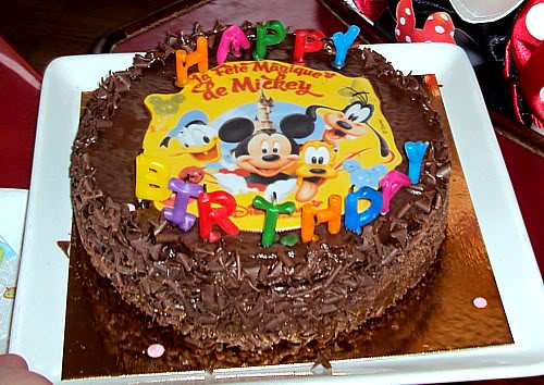 Best ideas about Disneyland Birthday Cake
. Save or Pin Disneyland Birthday Cakes Now.