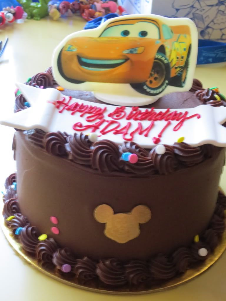 Best ideas about Disneyland Birthday Cake
. Save or Pin We should start a Disneyland Cake Thread Page 18 Now.