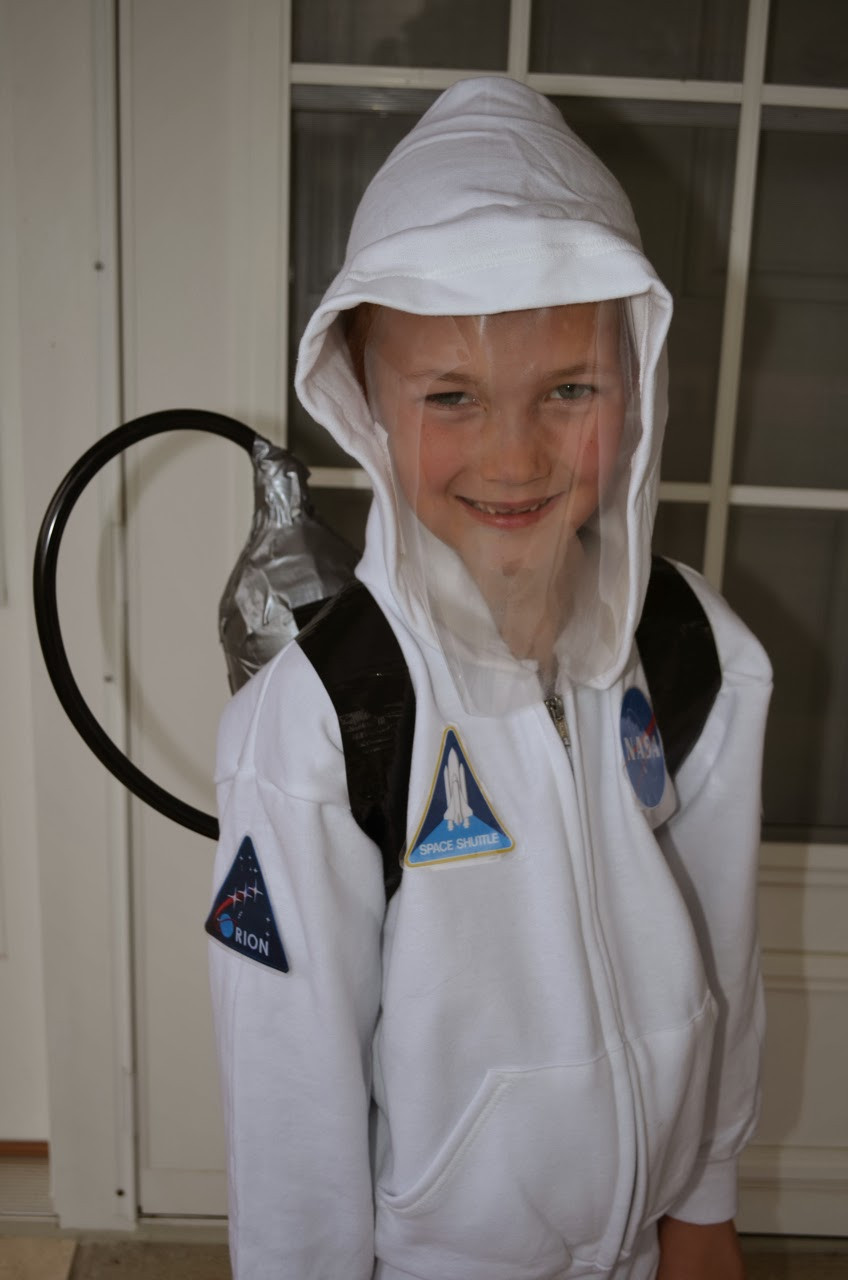 Best ideas about DIY Astronaut Costumes
. Save or Pin What DID we do all day Easy No Sew Astronaut Costume Now.