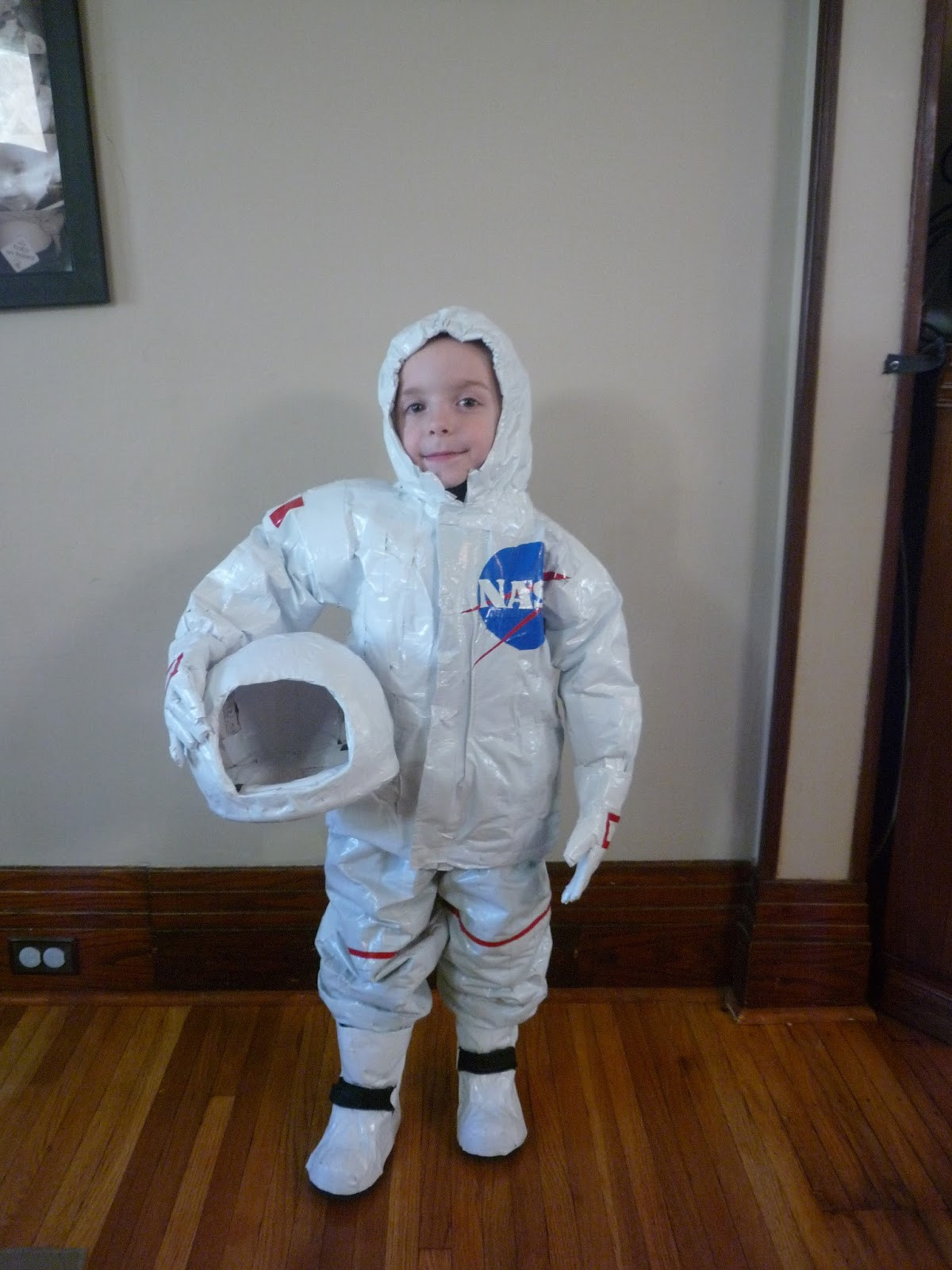 Best ideas about DIY Astronaut Costumes
. Save or Pin Full Time Frugal DIY childs costume $13 Astronaut Now.