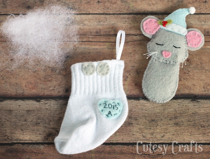 Best ideas about DIY Baby Ornaments
. Save or Pin Baby Sock DIY Christmas Ornaments Cutesy Crafts Now.