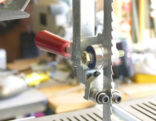 Best ideas about DIY Bandsaw Guides
. Save or Pin Bandsaw Double Guide Bearing Modification Now.