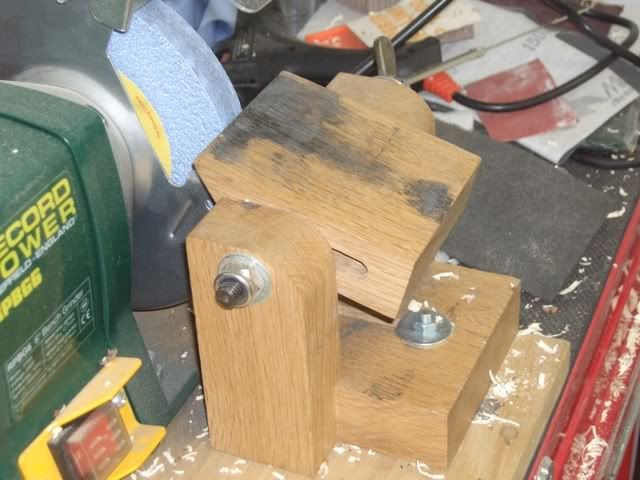 Best ideas about DIY Bench Grinder Tool Rest
. Save or Pin Bench grinder tool rest Woodworking Pinterest Now.
