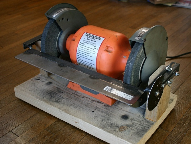 Best ideas about DIY Bench Grinder Tool Rest
. Save or Pin EZ Adjust Bench Grinder Table 5 Steps with Now.