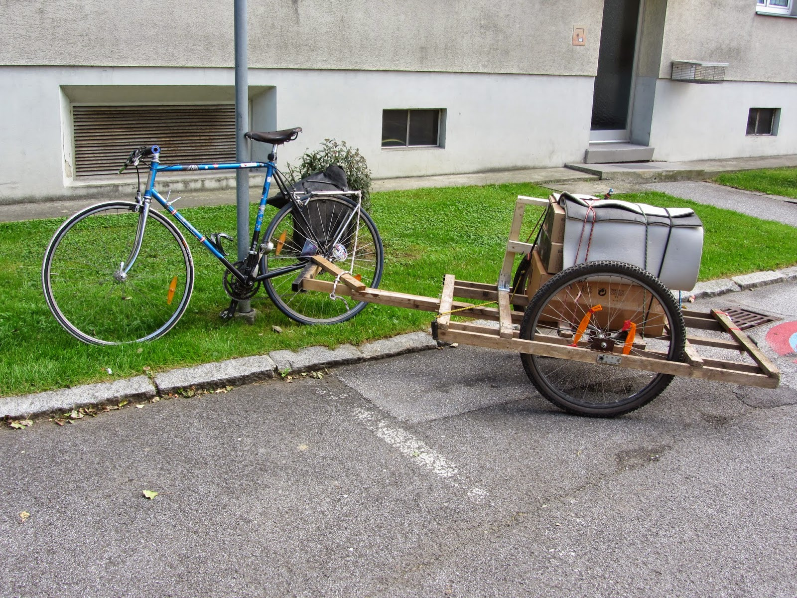 Best ideas about DIY Bike Trailer
. Save or Pin The DIY Bicycle Blog Using my homemade bike trailer for Now.
