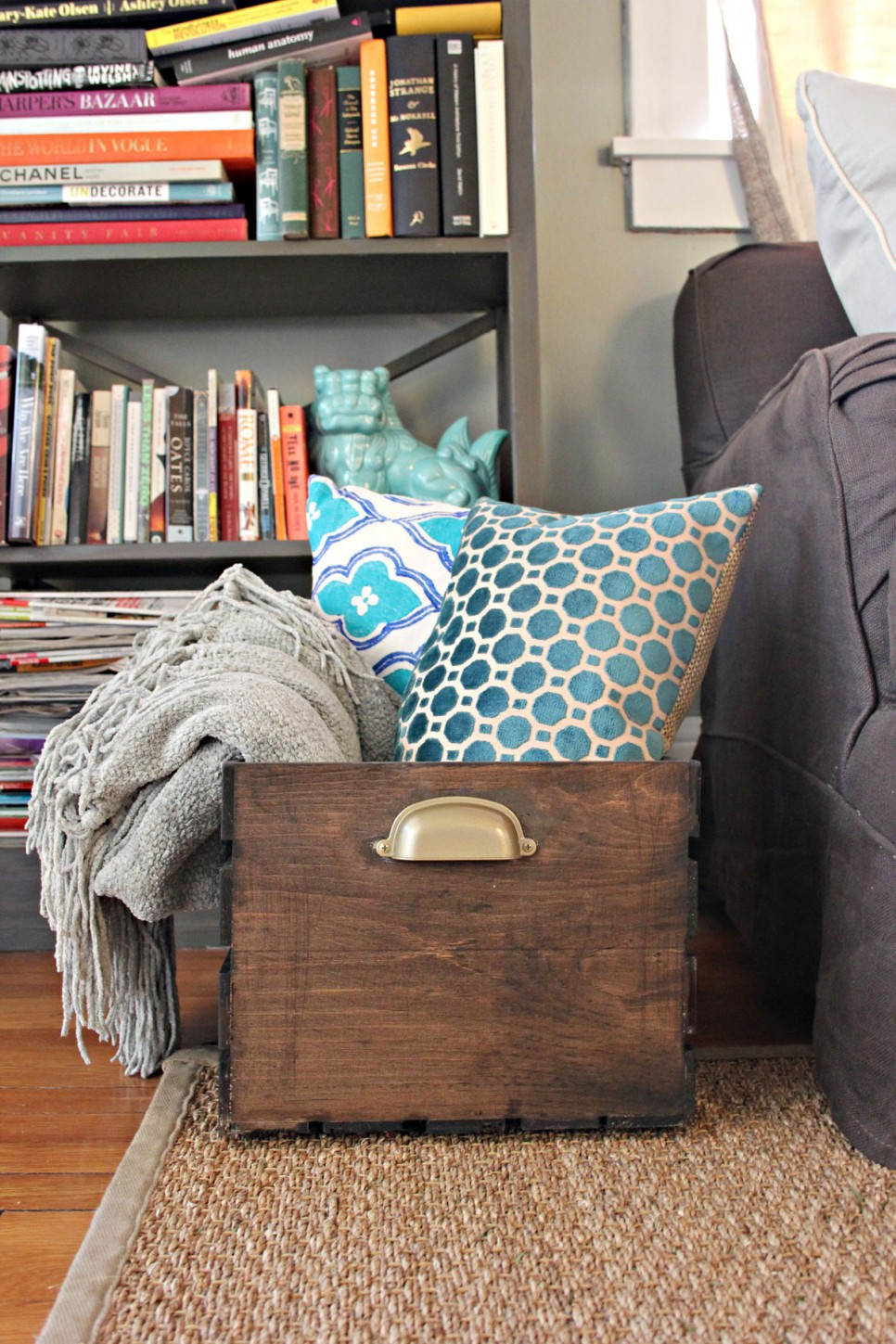 Best ideas about DIY Blanket Storage
. Save or Pin Old And Vintage Wooden DIY Blanket Storage Box In Living Now.