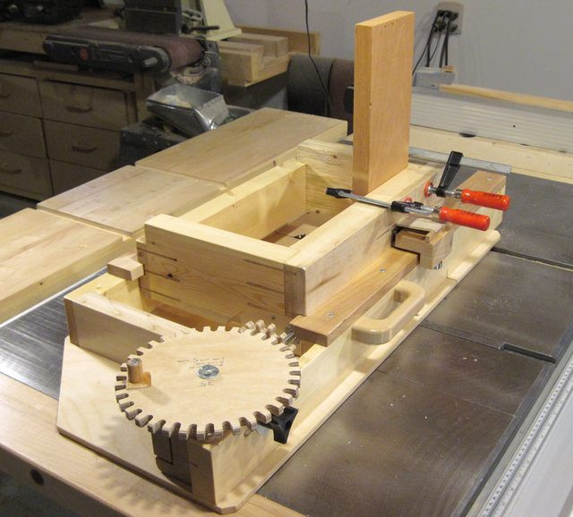 Best ideas about DIY Box Joint Jig
. Save or Pin Screw advance box joint jig version 2 Now.