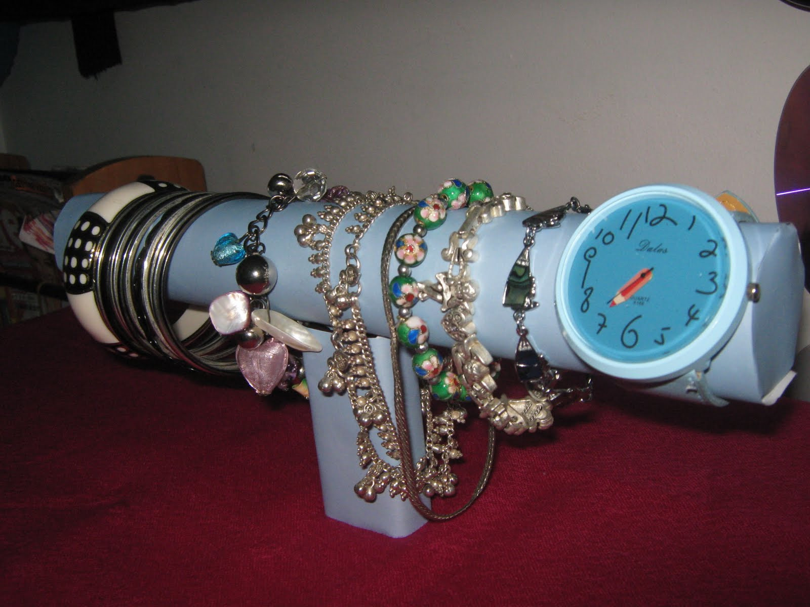 Best ideas about DIY Bracelet Holders
. Save or Pin Fashion to DIY for DIY bracelet holder Now.