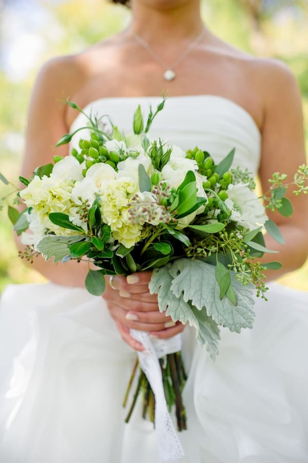 Best ideas about DIY Bridal Bouquet
. Save or Pin How to make Trendy Wedding Bouquets All Your Own Now.
