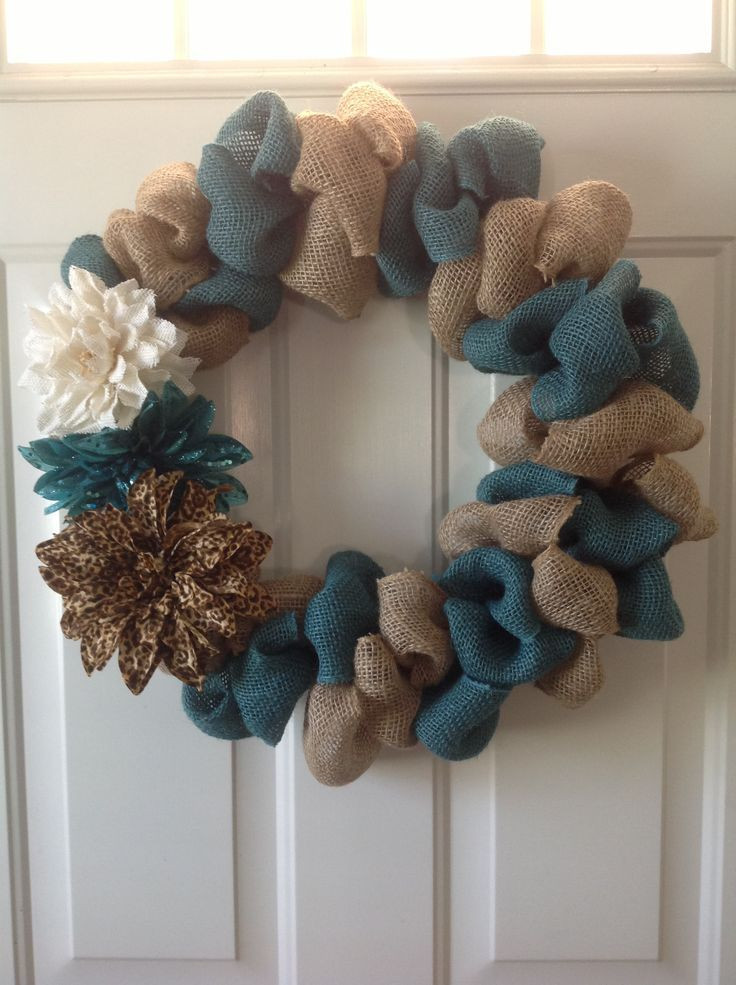 Best ideas about DIY Burlap Wreath
. Save or Pin 25 best ideas about Burlap Wreaths on Pinterest Now.