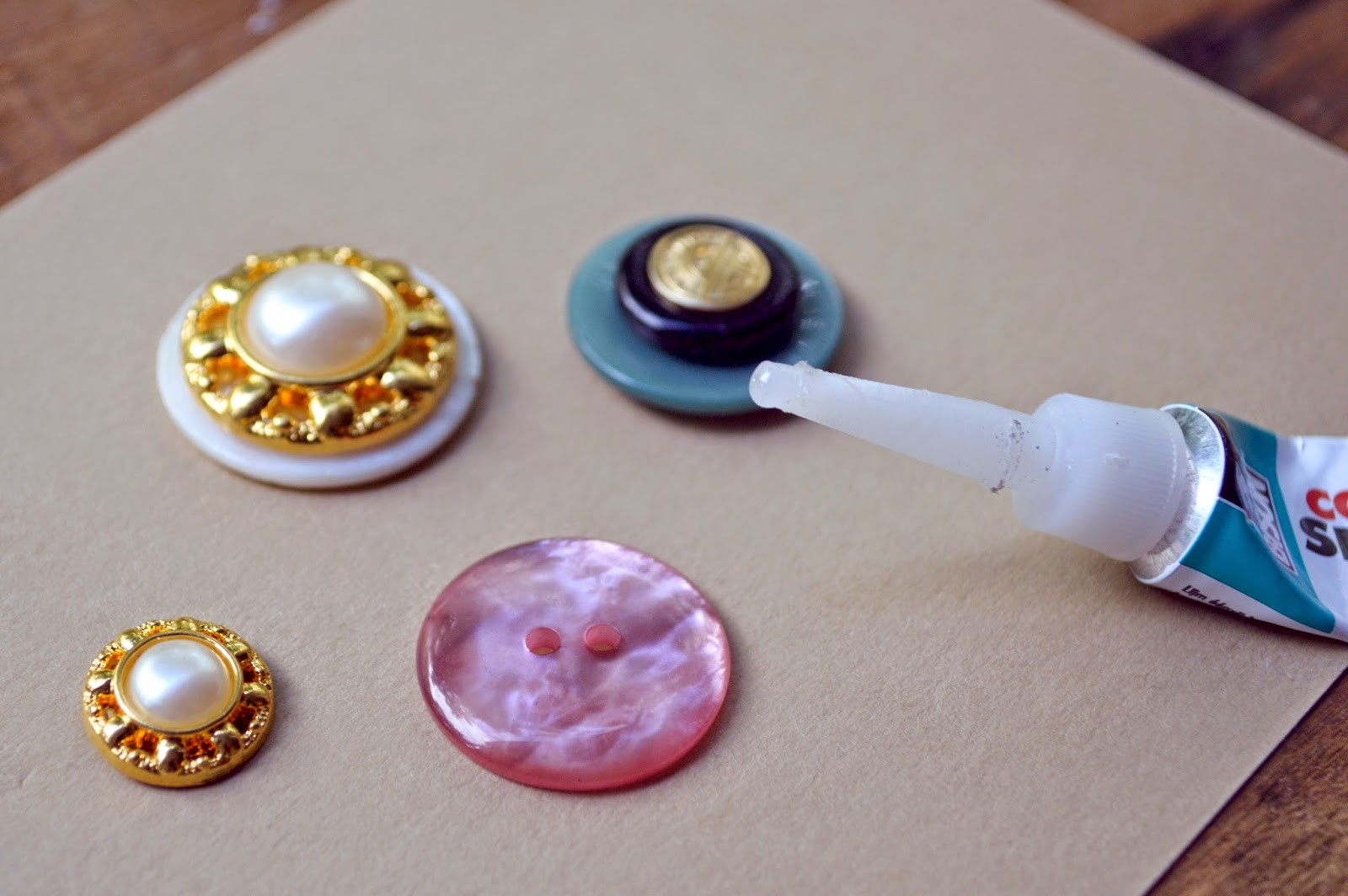 Best ideas about DIY Buttons Pins
. Save or Pin invisible crown The one with the button brooch DIY Now.