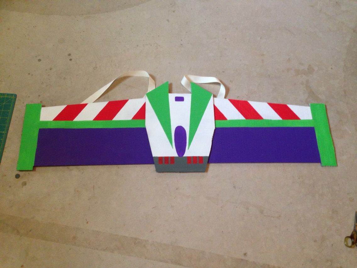 Best ideas about DIY Buzz Lightyear Wings
. Save or Pin Buzz Lightyear Wings made from cardboard Now.