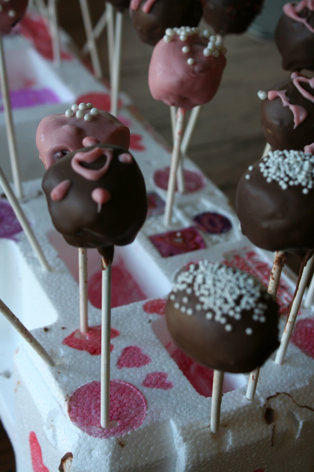 Best ideas about DIY Cake Pops
. Save or Pin A Frugal Adventure and More DIY Cake Pops Now.