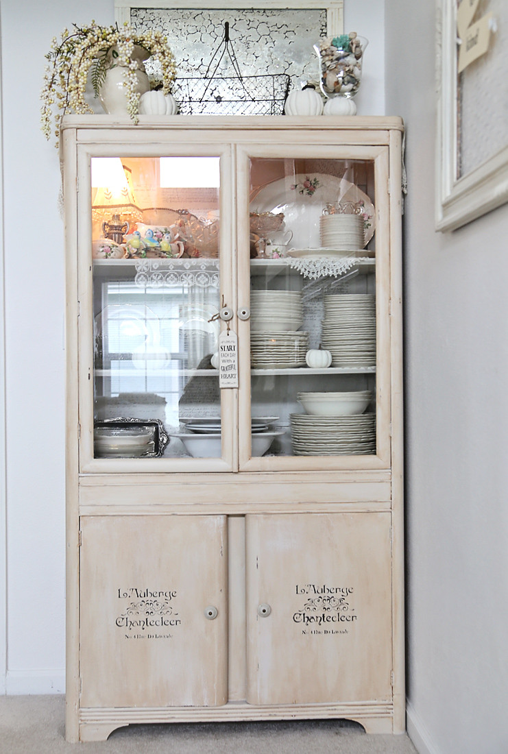 Best ideas about DIY China Cabinet
. Save or Pin China cabinet DIY Chalk Paint make over Now.