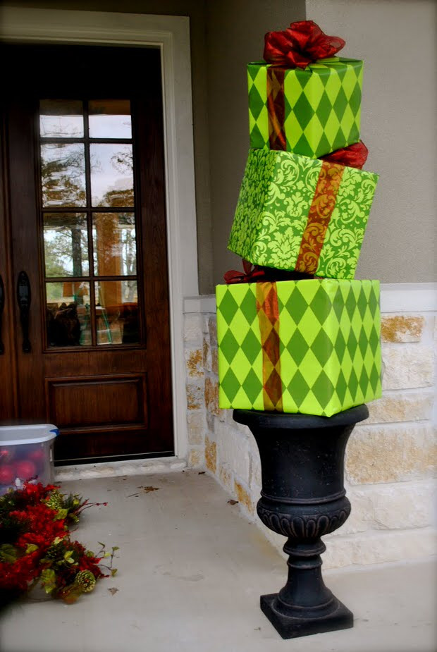 Best ideas about DIY Christmas Decorations For Outside
. Save or Pin DIY Outdoor Christmas Decorating Now.