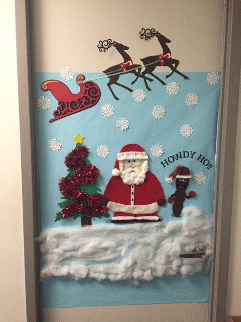 Best ideas about DIY Christmas Door Decorations
. Save or Pin DIY Door Decoration For Christmas Cathy Now.