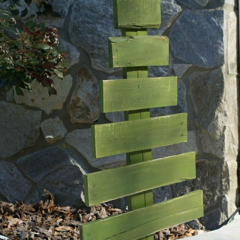 Best ideas about DIY Christmas Forum
. Save or Pin DIY Pallet Christmas Tree Tutorial Now.