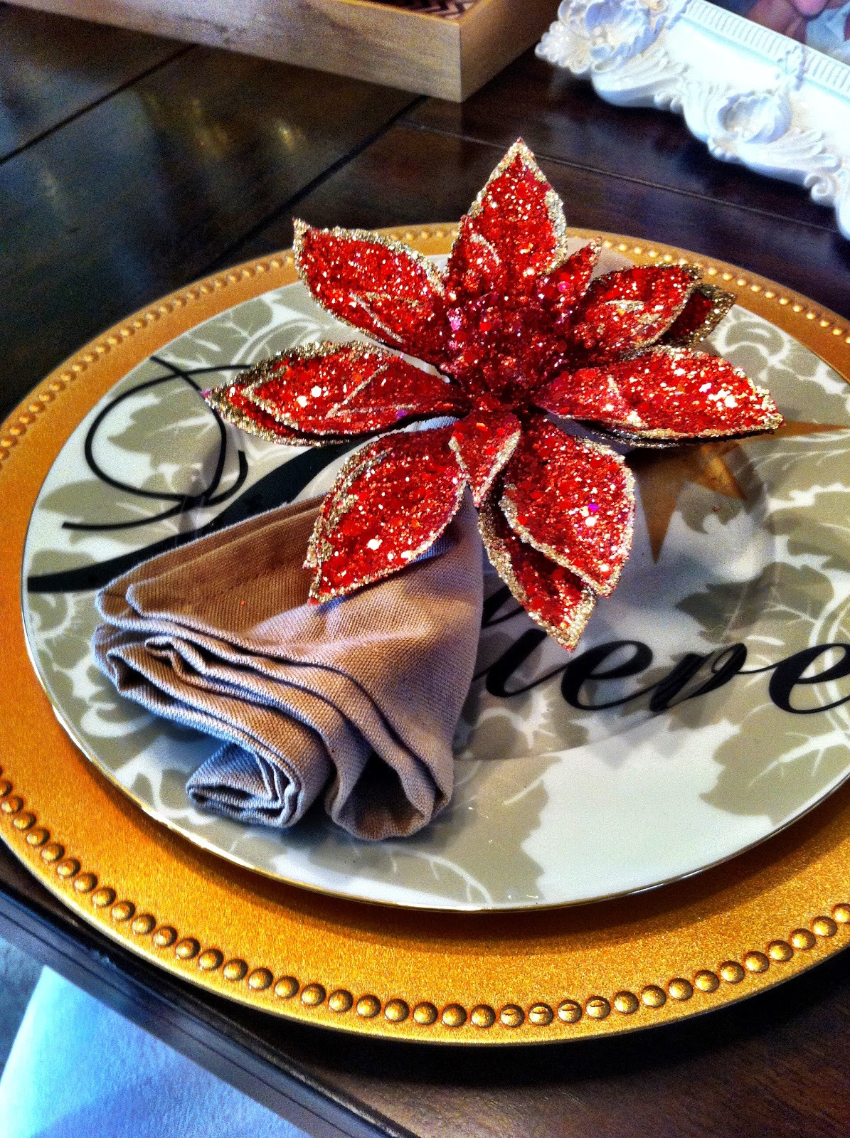 Best ideas about DIY Christmas Napkin Rings
. Save or Pin Copy Cat Looks The Easiest DIY Christmas Napkin Holders Now.
