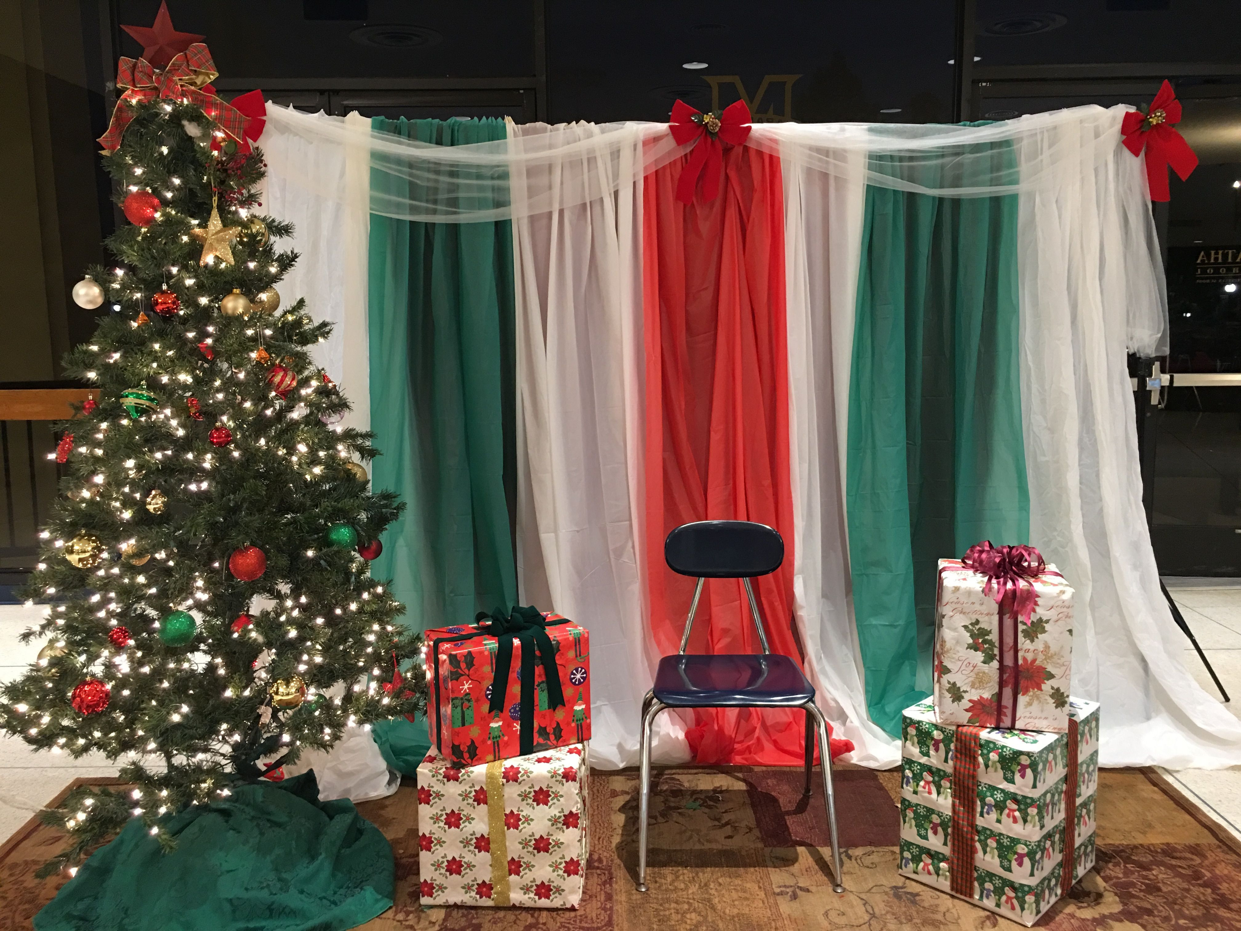 Best ideas about DIY Christmas Photography Backdrops
. Save or Pin DIY easy Christmas Santa photobooth backdrop plastic Now.