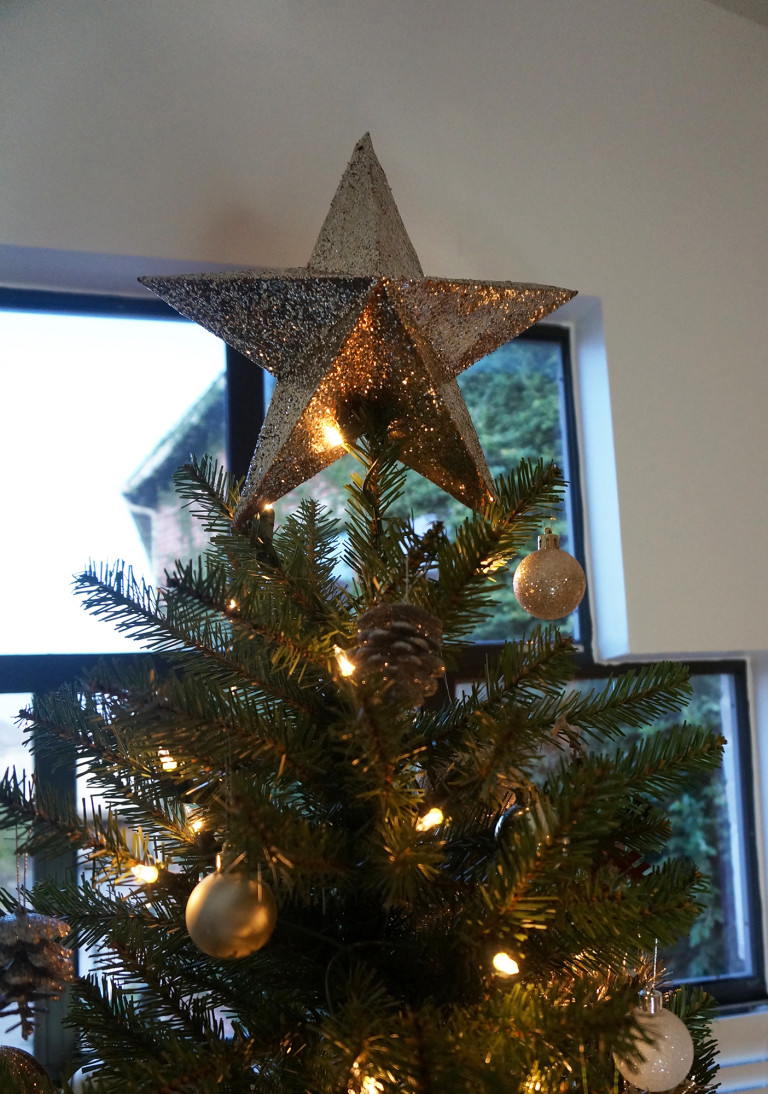 Best ideas about DIY Christmas Star Tree Topper
. Save or Pin DIY Star Tree Topper – superholly Now.