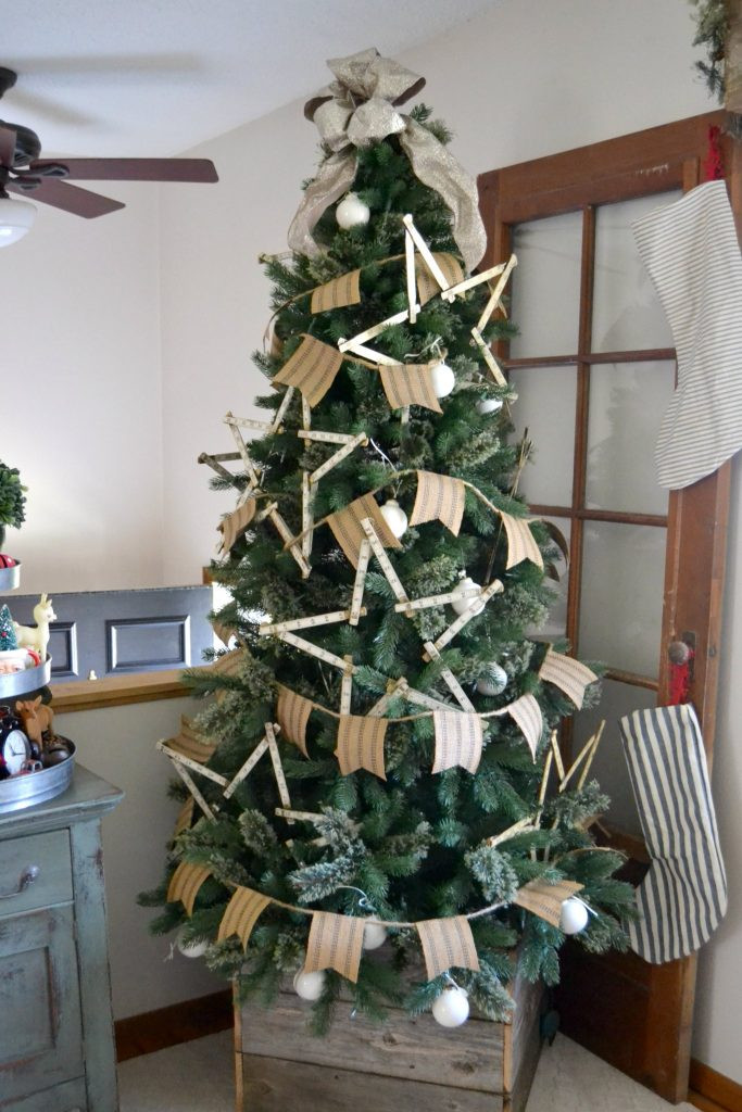 Best ideas about DIY Christmas Tree Garland
. Save or Pin Christmas Tree Garland DIY To Give Your Tree A Rustic Now.