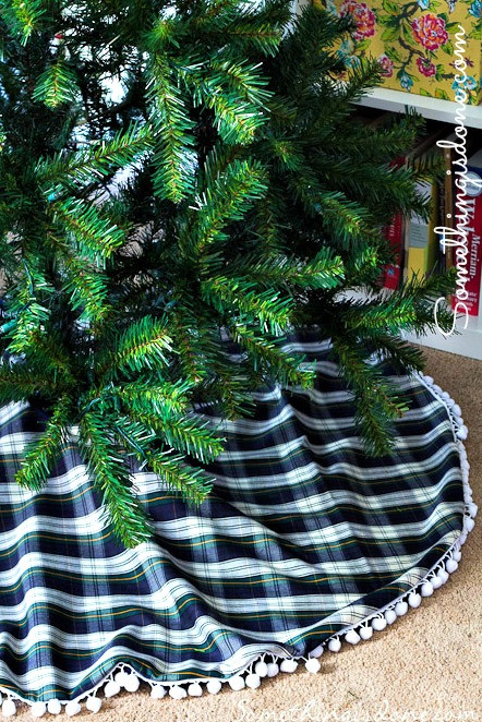 Best ideas about DIY Christmas Tree Skirts
. Save or Pin DIY Christmas Tree Skirt Now.