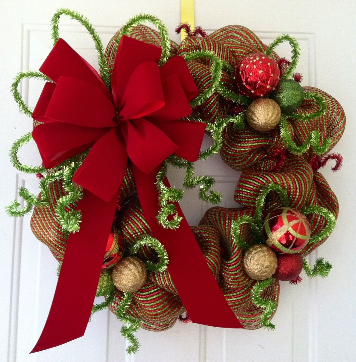 Best ideas about DIY Christmas Wreath Ideas
. Save or Pin Make A Diy Christmas Wreaths Yourself To Celebrate The Now.