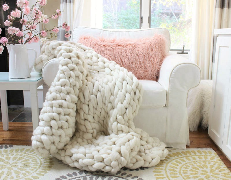 Best ideas about DIY Chunky Knit Blanket
. Save or Pin Easy DIY Chunky Knit Blankets to Cozy Up With Homelovr Now.