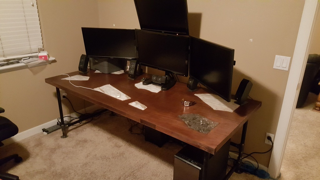 Best ideas about DIY Computer Desks
. Save or Pin Incredible DIY puter Desk Use Wood And Plywood Ideas Now.
