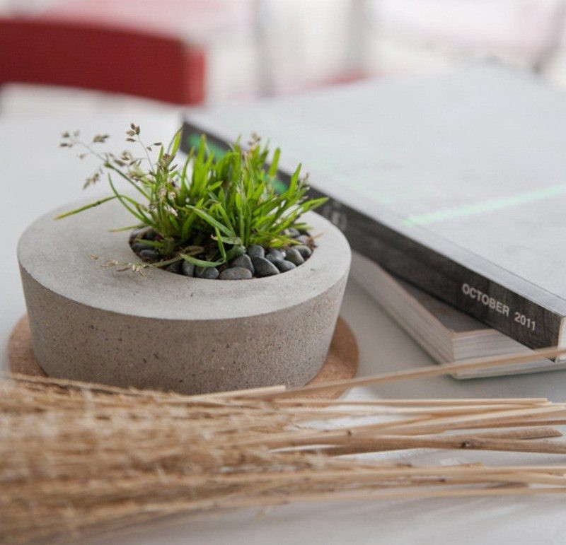 Best ideas about DIY Concrete Planters
. Save or Pin How to make your own concrete planter Now.