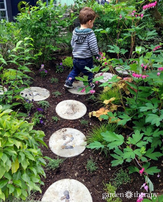 Best ideas about DIY Concrete Stepping Stones
. Save or Pin Hopscotch in the garden with DIY concrete stepping stones Now.