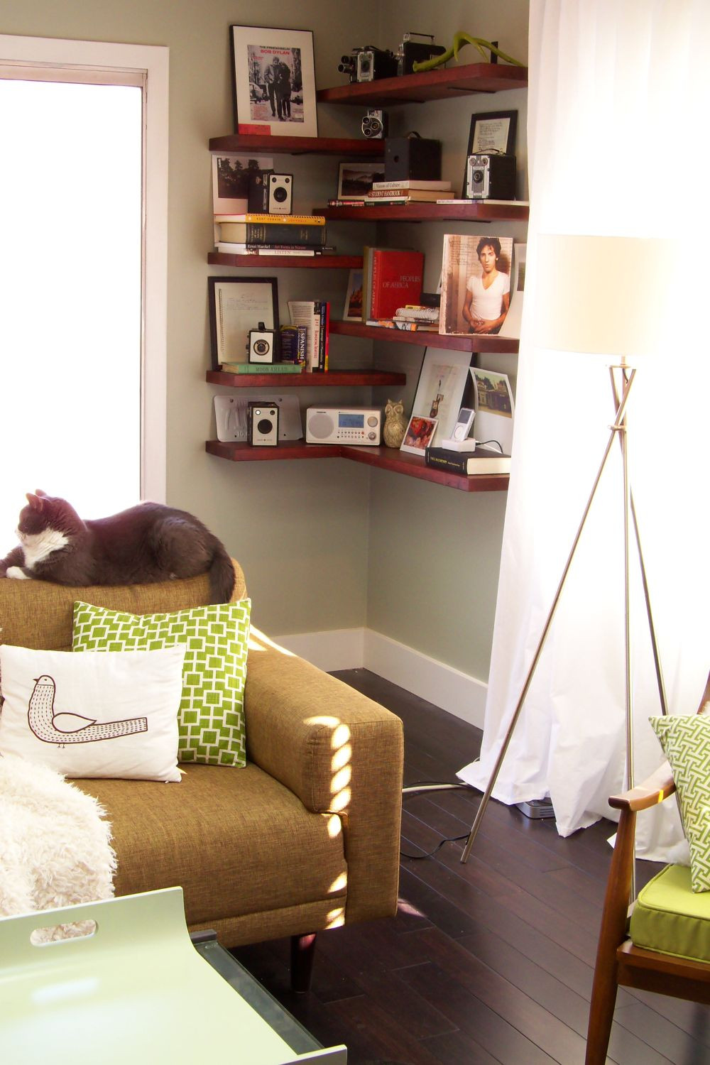 Best ideas about DIY Corner Shelf
. Save or Pin 15 Ways to DIY Creative Corner Shelves Now.