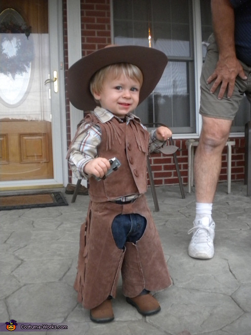 Best ideas about DIY Cowboy Costume
. Save or Pin Homemade Cowboy Costume for Boys Now.