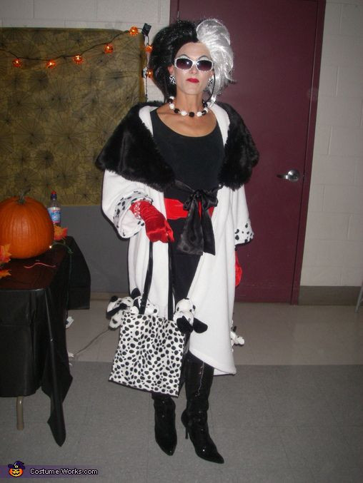 Best ideas about DIY Cruella De Vil Costume
. Save or Pin the queen of halloween HOMEMADE HALLOWEEN COSTUMES GALLERY Now.