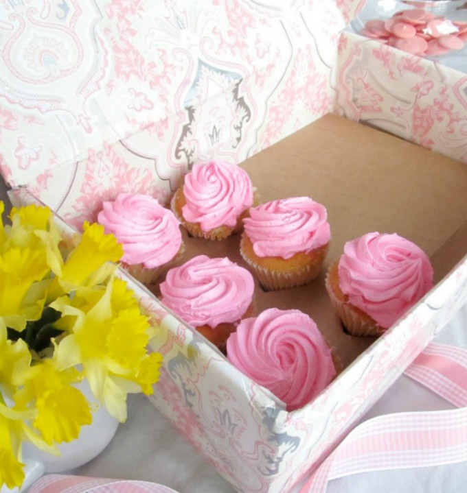 Best ideas about DIY Cupcakes Box
. Save or Pin Cupcake Boxes 40 DIY Ideas to Package Your Cupcakes Now.