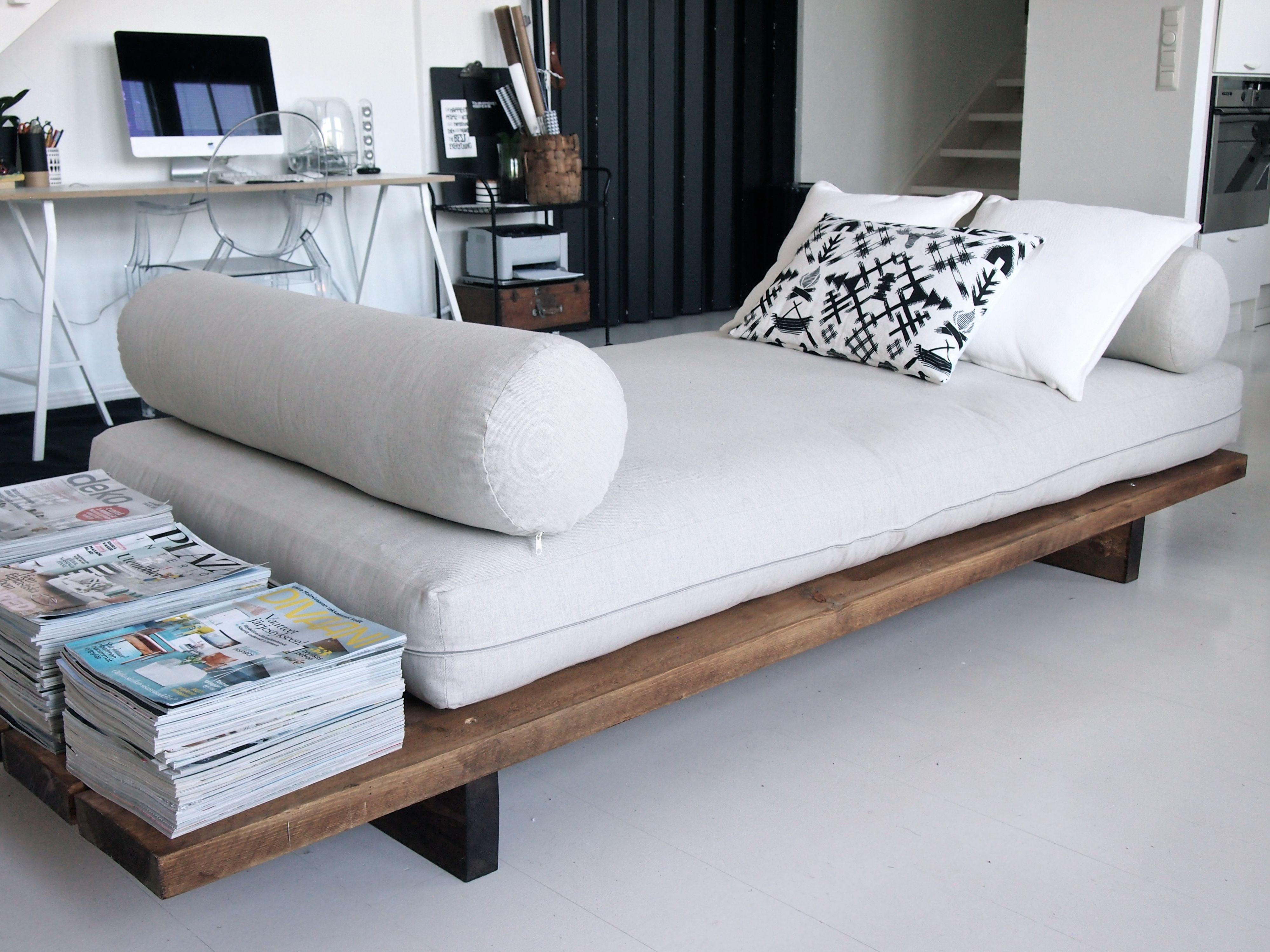 Best ideas about DIY Daybed Couch
. Save or Pin Projekti Verkaranta blog DIY DAYBED LIVINGROOM Now.