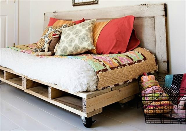 Best ideas about DIY Daybed Ideas
. Save or Pin 12 DIY Pallet Daybed Ideas Now.