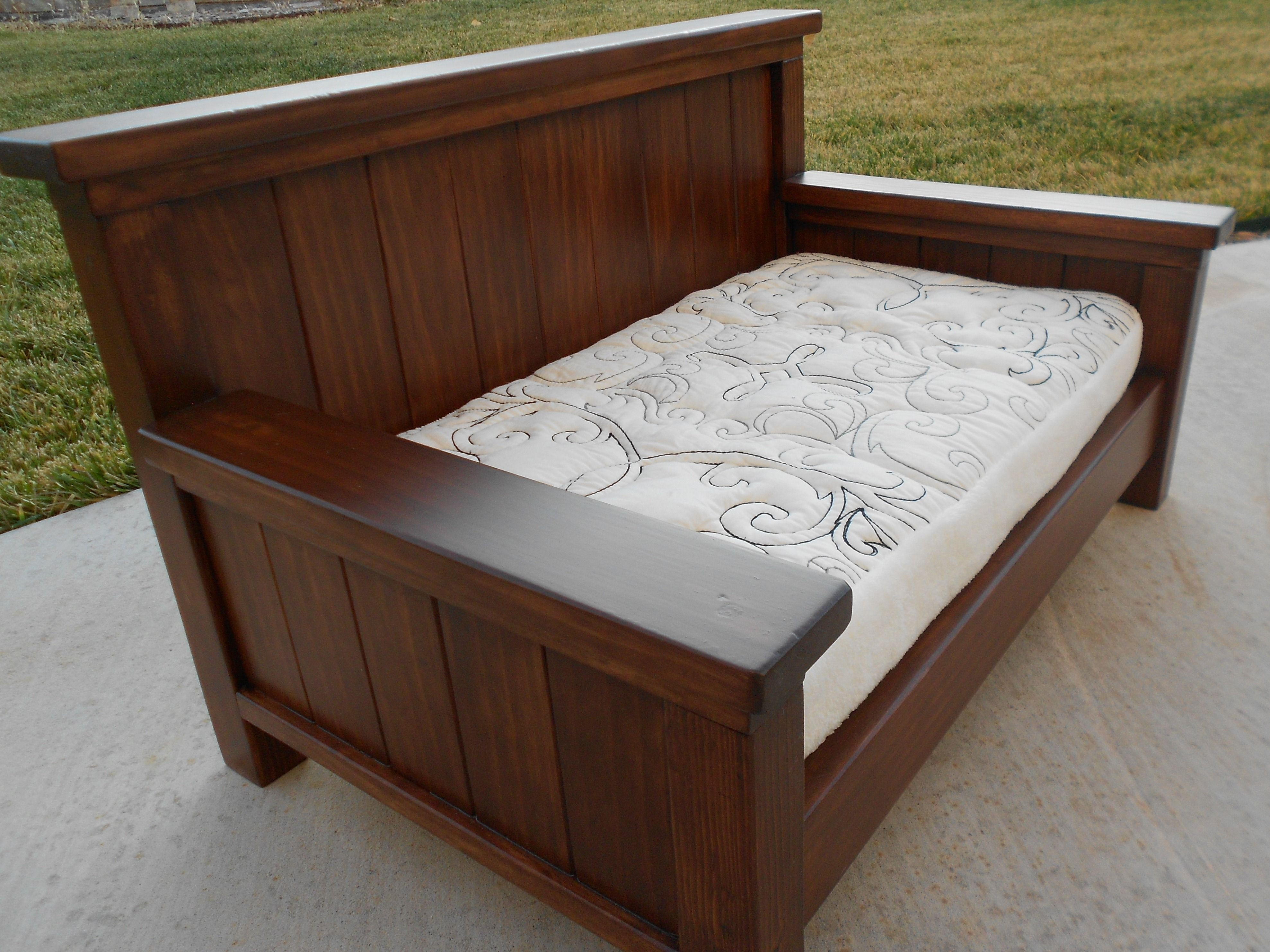 Best ideas about DIY Daybed With Trundle
. Save or Pin Queen Size Daybed From Plan new Now.