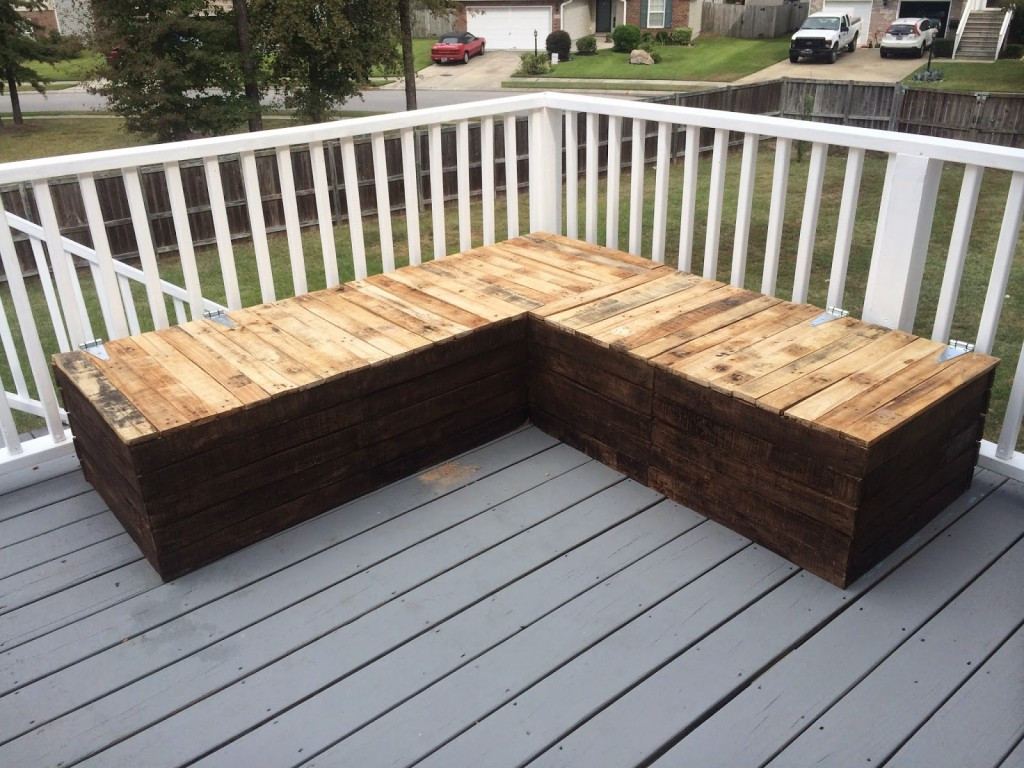 Best ideas about DIY Deck Furniture
. Save or Pin DIY Pallet Sectional for Outdoor Furniture Like The Yogurt Now.