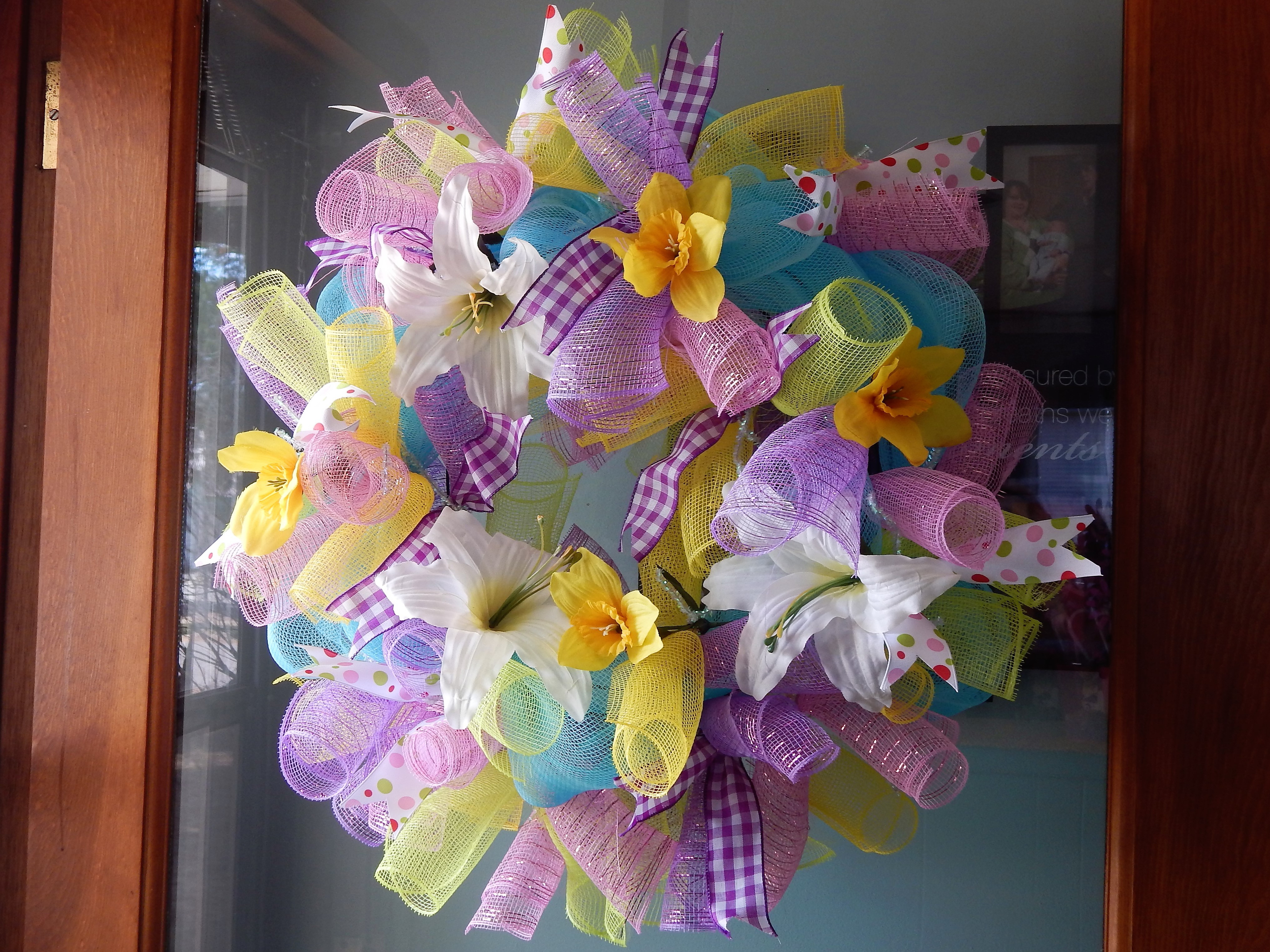 Best ideas about DIY Deco Mesh Wreath
. Save or Pin DIY Deco Mesh Spring Wreath Grammes Country Splendor Now.