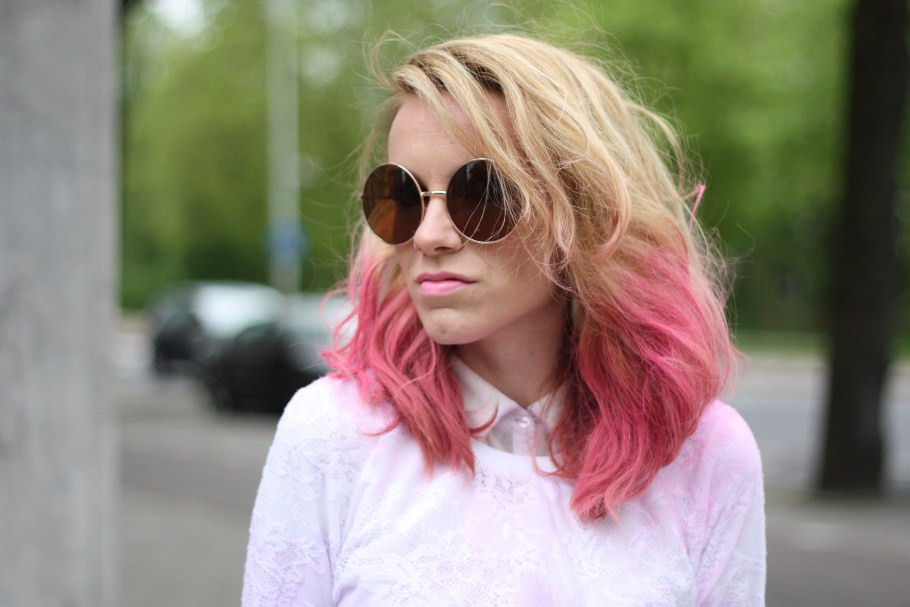 Best DIY Dip Dye Hair from home be es her Made from scratch. 
