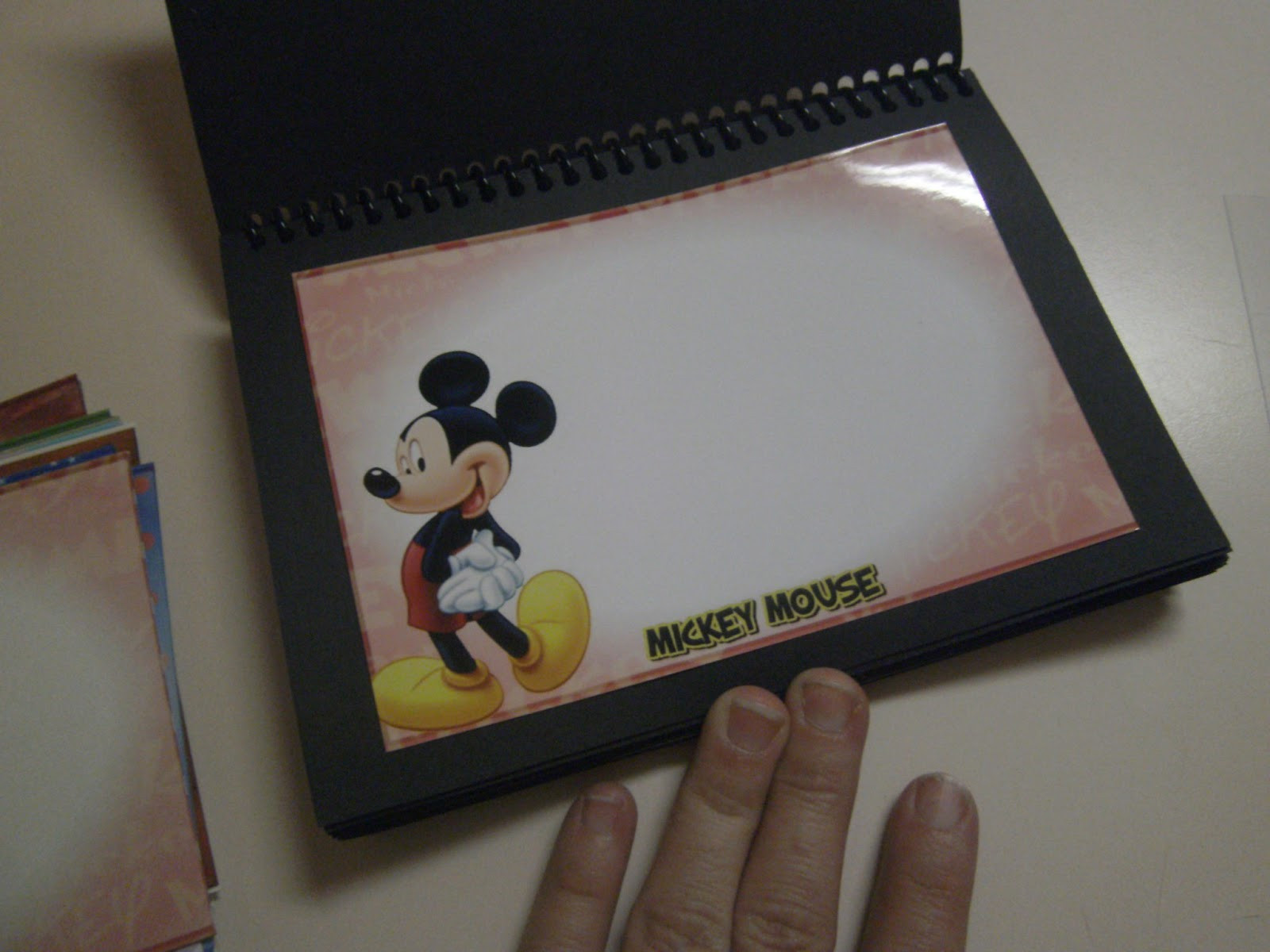 Best ideas about DIY Disney Autograph Books
. Save or Pin RobbyGurl s Creations DIY Disney Autograph Books Now.
