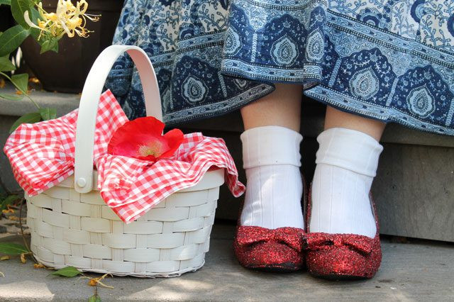 Best ideas about DIY Dorothy Costume No Sew
. Save or Pin DIY No Sew Dorothy Inspired Costume Now.