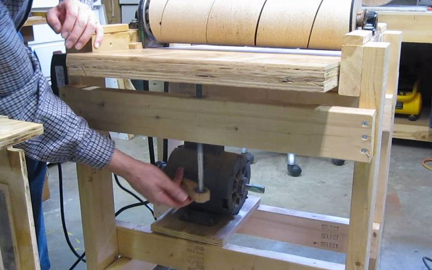 Best ideas about DIY Drum Sander
. Save or Pin Pat Hawley s thickness sander Now.