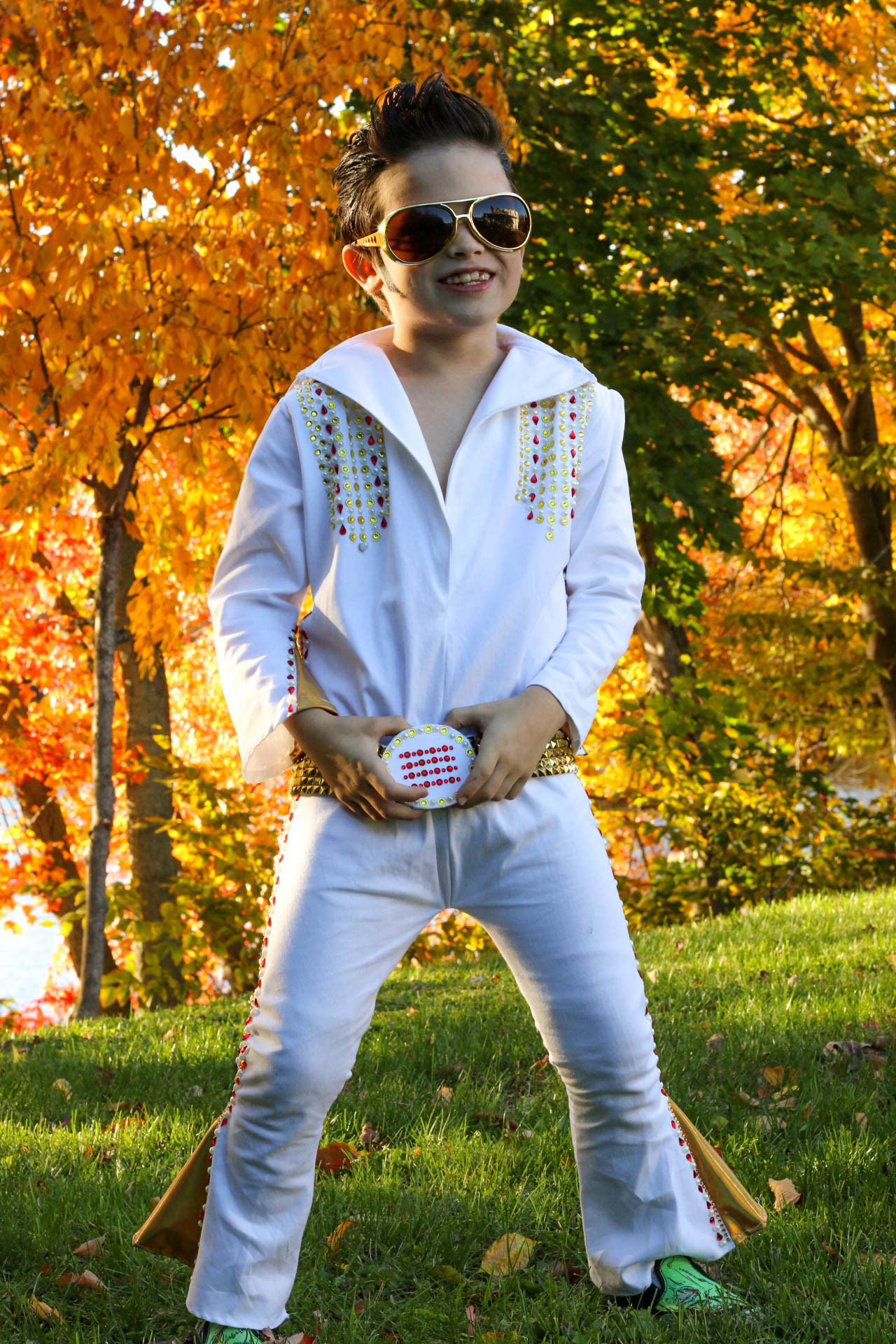 Best ideas about DIY Elvis Costume
. Save or Pin How to make a DIY Boy’s Elvis Jumpsuit Halloween Costume Now.