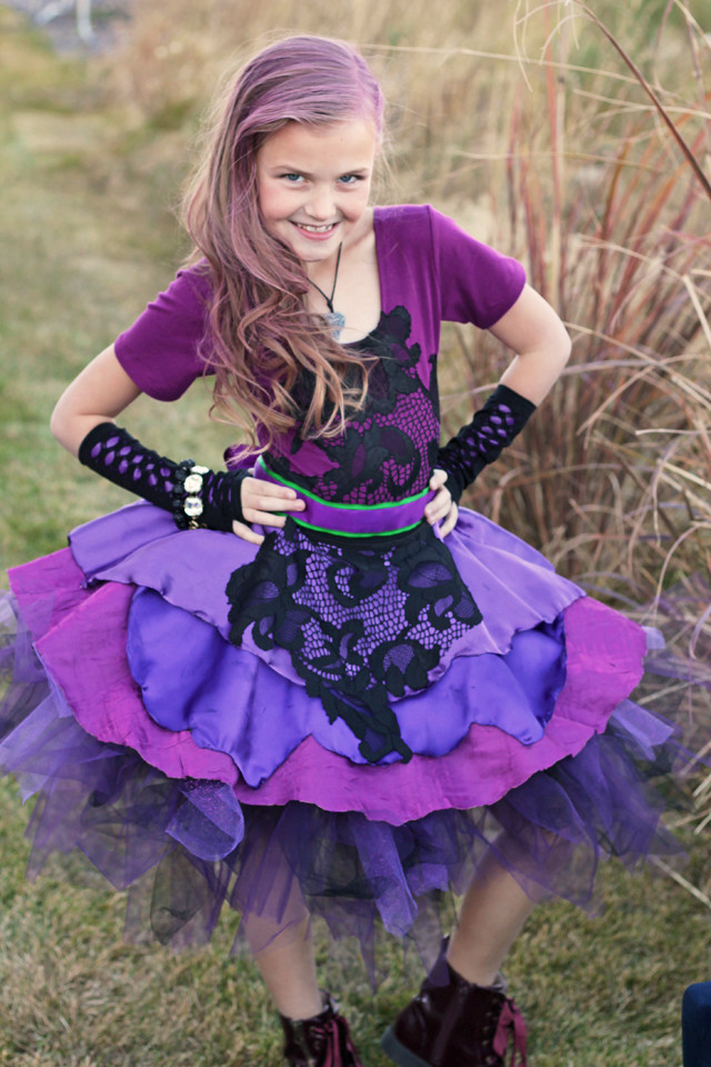 Best ideas about DIY Evie Descendants Costume
. Save or Pin Disney Descendants 2 Costumes Mal & Evie Now.