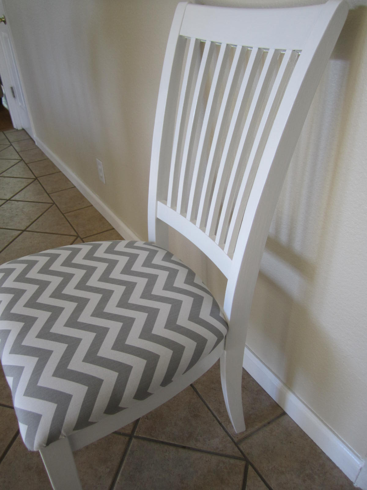 Best ideas about DIY Fabric Paint
. Save or Pin DIY Chair Facelift – New Fabric & Paint Now.